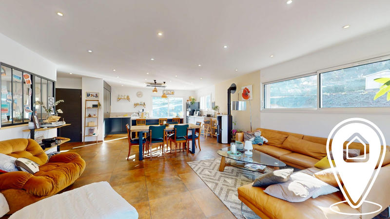 Maison contemporaine - 172 m² - 7 pièces