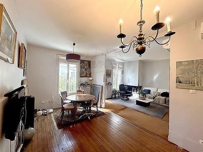 Maison - 105 m² - 5 pièces