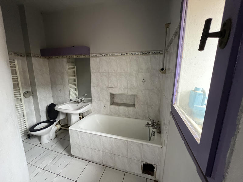 Maison - 140 m² - 7 pièces