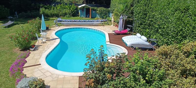 Pavillon - 140 m² - 6 pièces