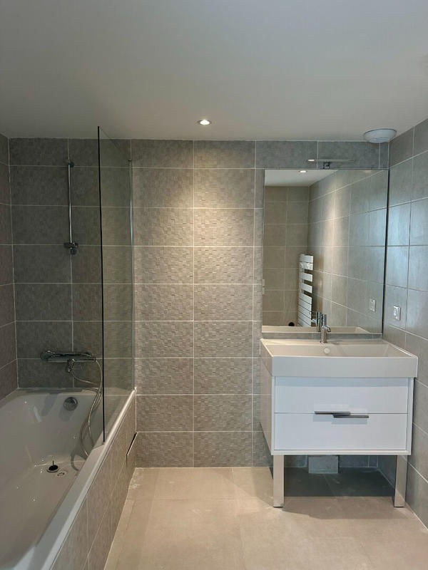 Appartement - 125 m² - 4 pièces