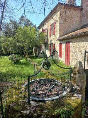 Maison de village - 120 m² - 7 pièces