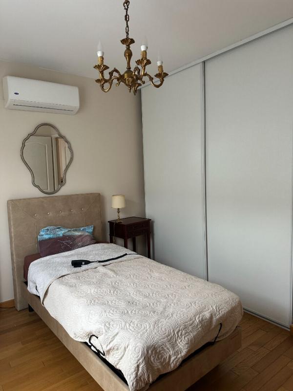 Appartement - 95 m² - 5 pièces