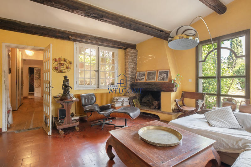 Maison traditionnelle - 150 m² - 5 pièces