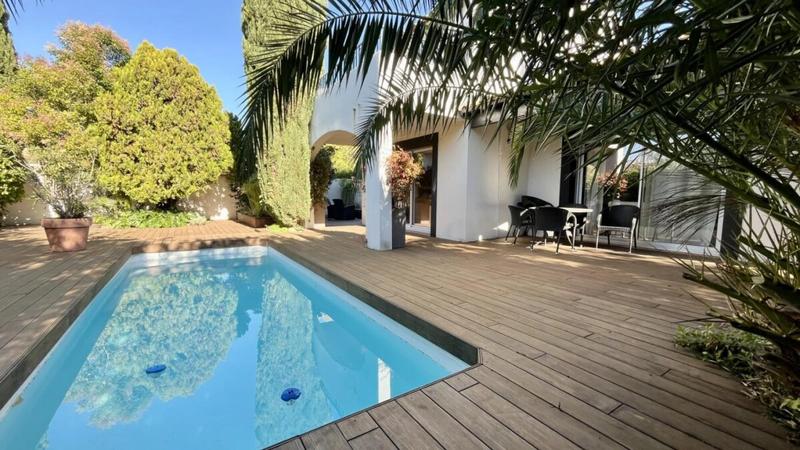 Villa - 170 m² - 7 pièces