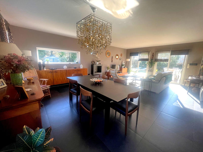 Maison - 143 m² - 6 pièces