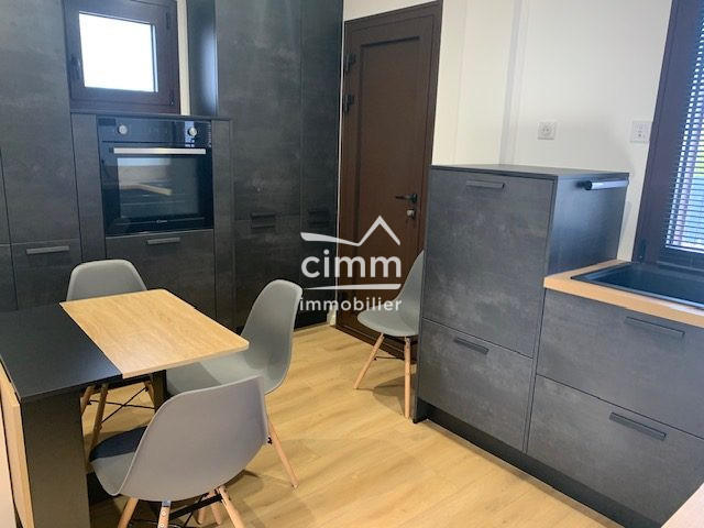 Maison - 77 m² - 4 pièces