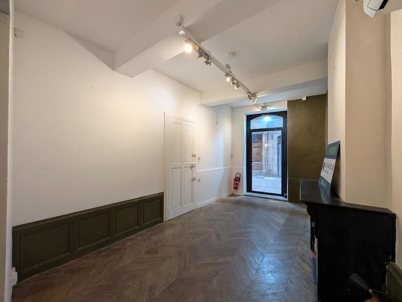 Local commercial - 35 m² - 2 pièces