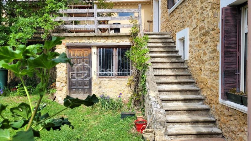 Mas - 150 m² - 7 pièces