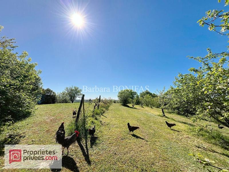 Maison - 202 m² - 6 pièces