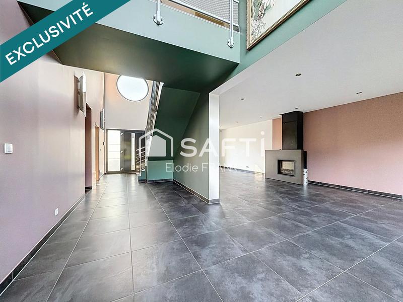 Maison - 177 m² - 7 pièces
