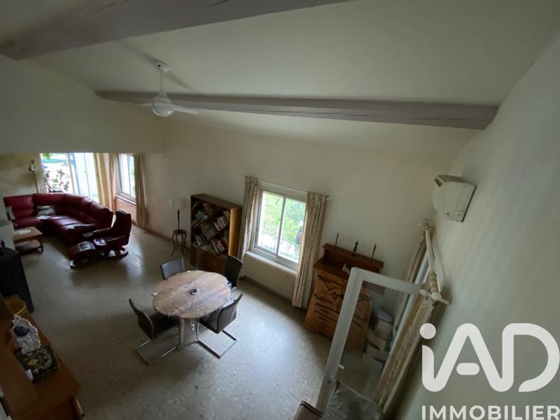 Maison - 212 m² - 9 pièces