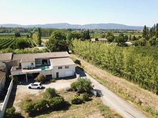 Maison - 202 m² - 6 pièces