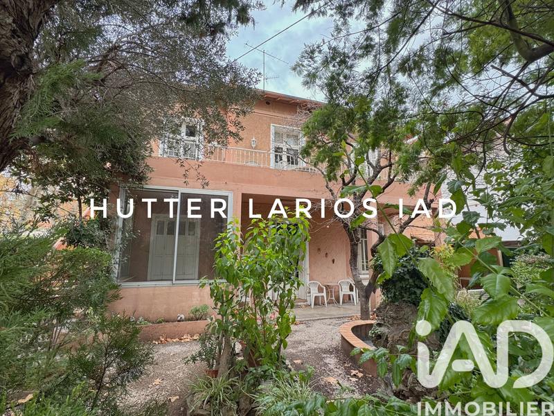 Maison - 220 m² - 8 pièces