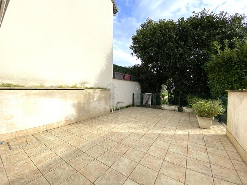 Appartement ancien - 56 m² - 3 pièces