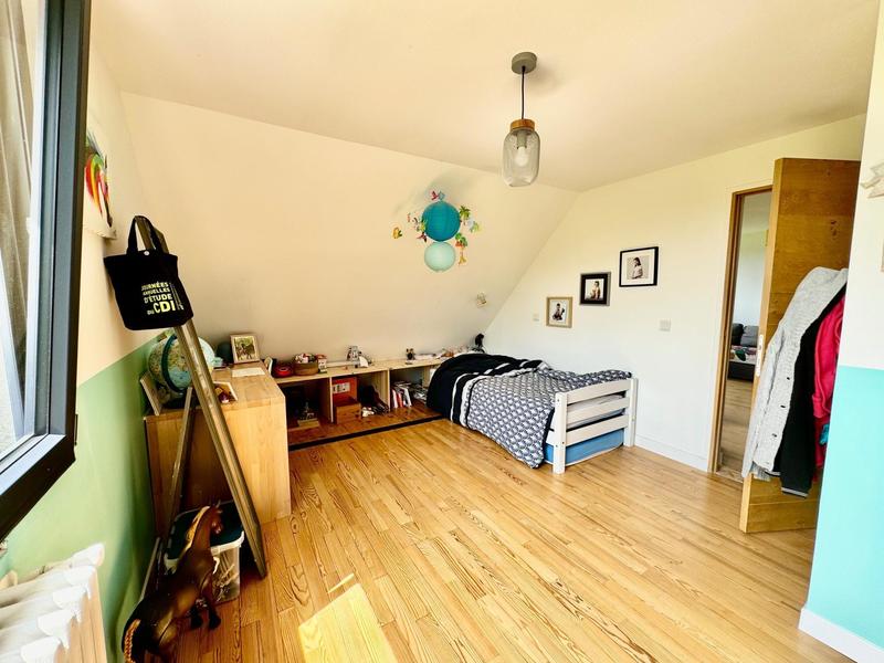 Maison - 200 m² - 7 pièces