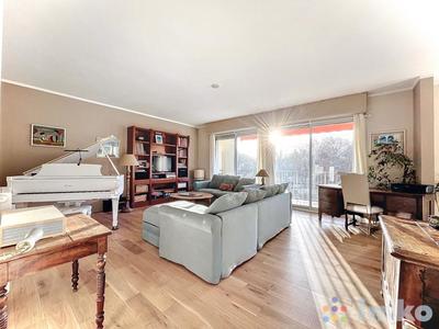 Appartement - 101 m² - 4 pièces