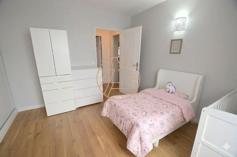 Appartement - 74 m² - 3 pièces