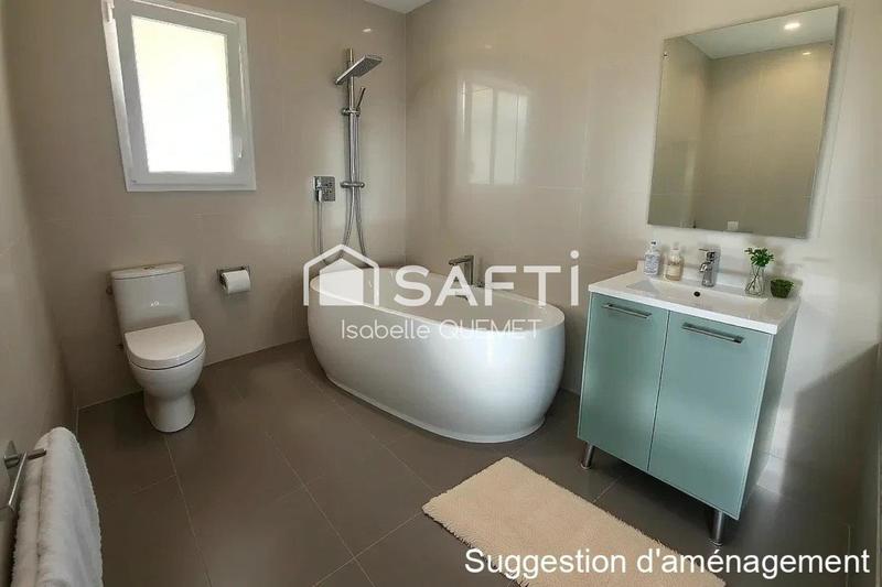 Maison - 180 m² - 10 pièces