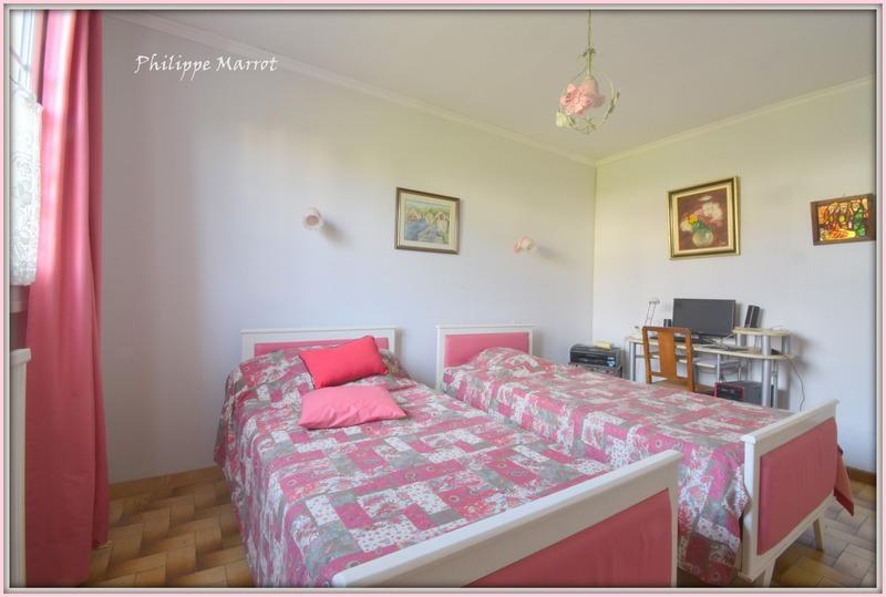 Maison - 99 m² - 4 pièces