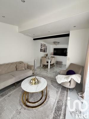 Maison - 92 m² - 6 pièces