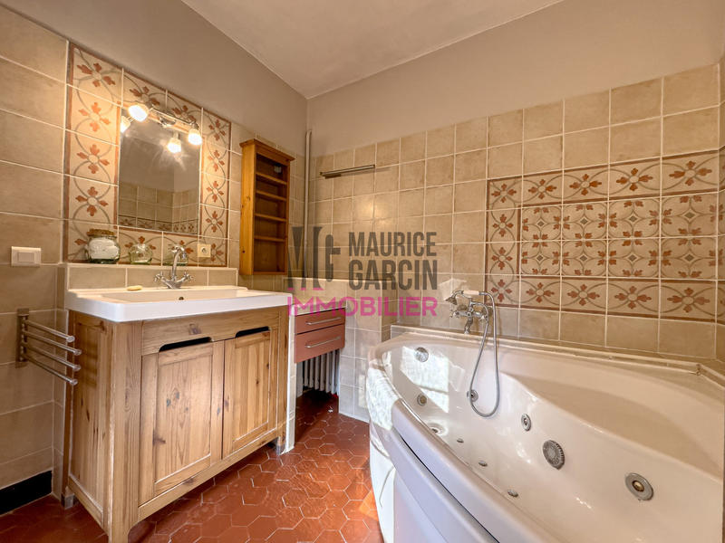 Maison - 175 m² - 7 pièces