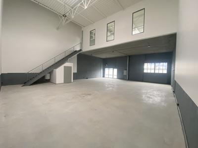 Local d'activités - 261 m²