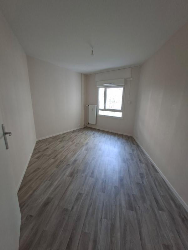 Appartement - 98 m² - 5 pièces