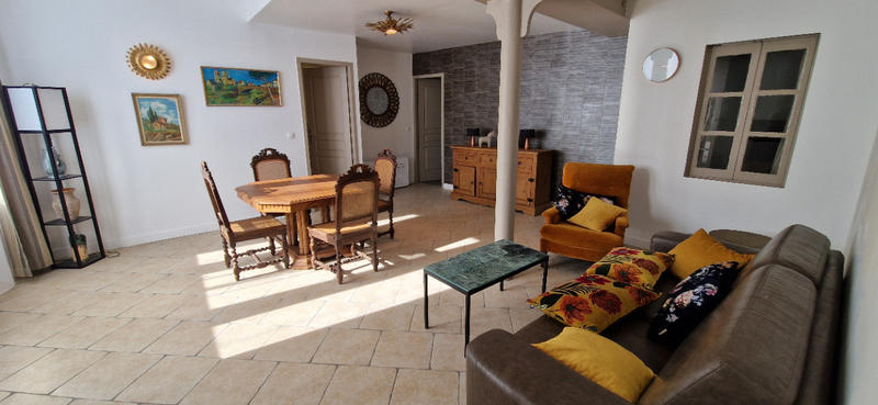 Maison - 197 m² - 10 pièces