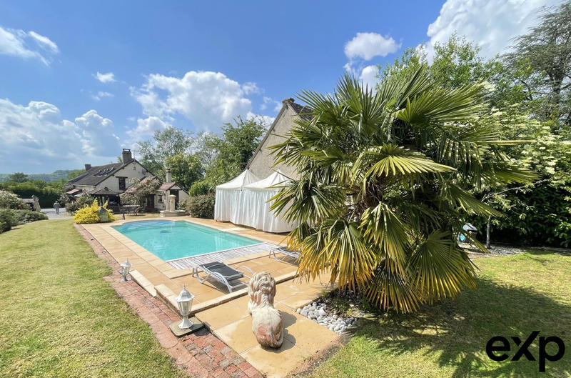 Maison ancienne - 167 m² - 8 pièces