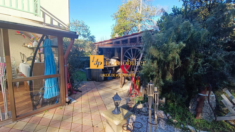 Villa - 177 m² - 6 pièces