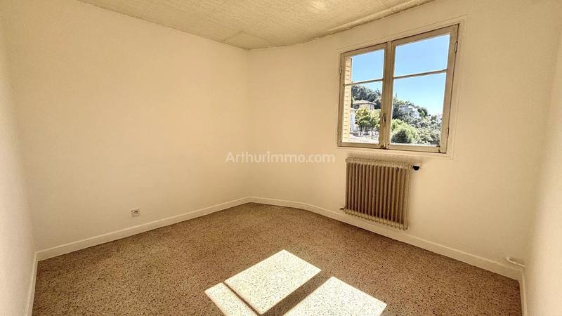 Appartement - 67 m² - 4 pièces