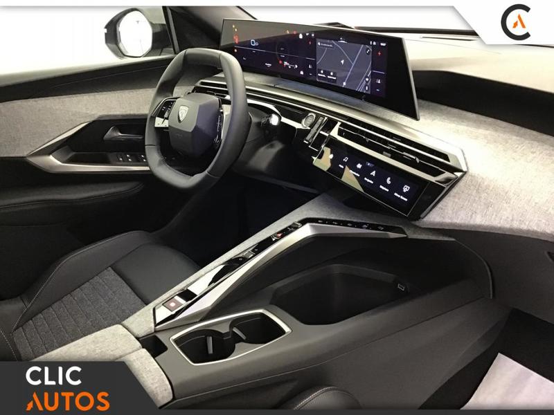 Peugeot 3008 Hybrid 145cv E-Dsc6