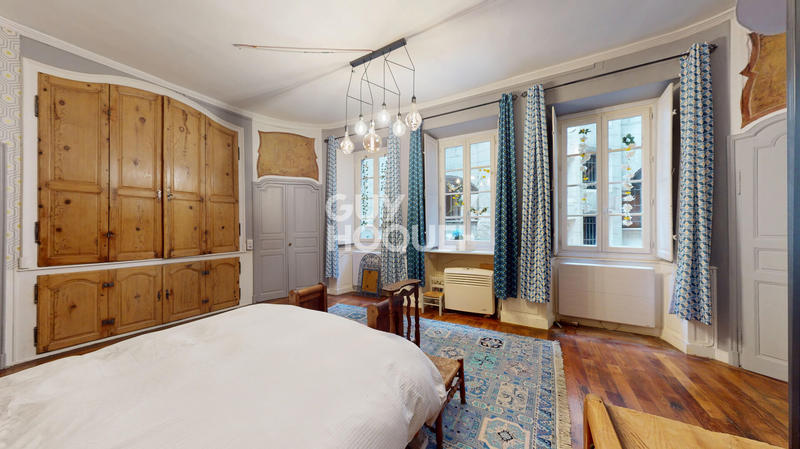 Appartement - 140 m² - 4 pièces