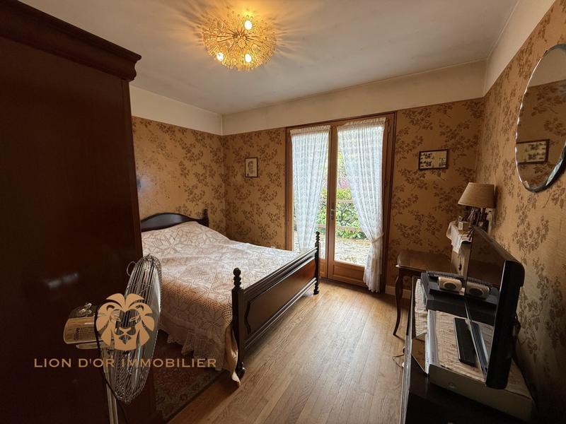 Maison - 92 m² - 5 pièces