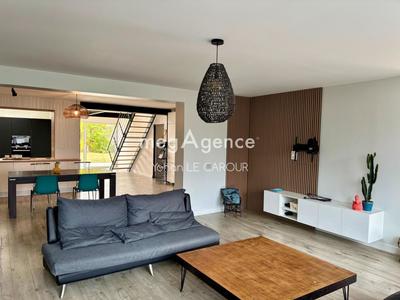 Maison - 190 m² - 6 pièces