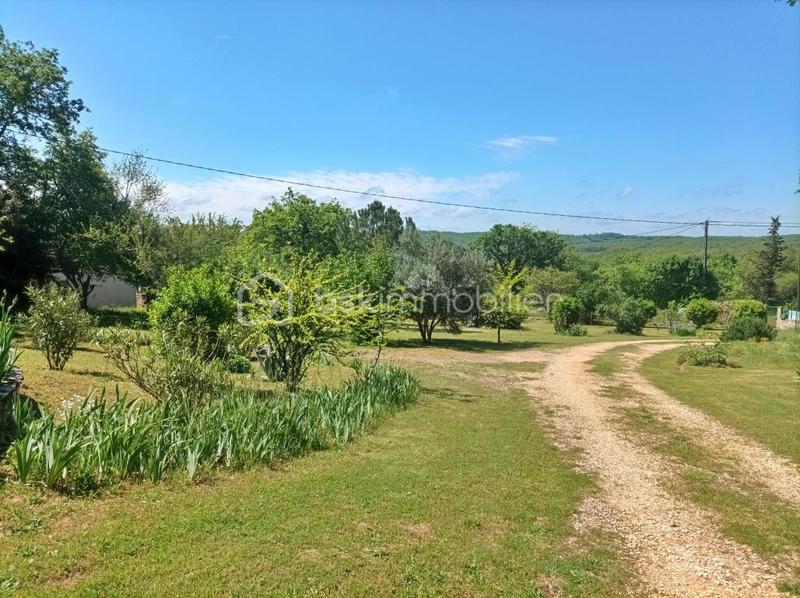 Maison traditionnelle - 157 m² - 6 pièces