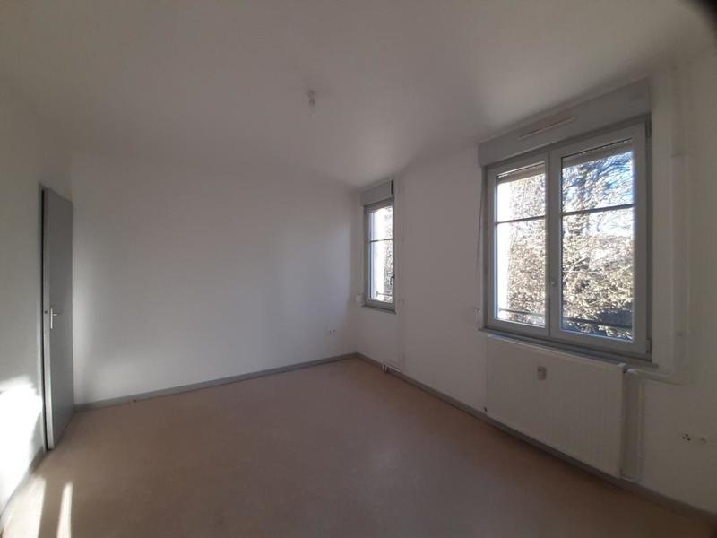 Appartement - 80 m² - 3 pièces