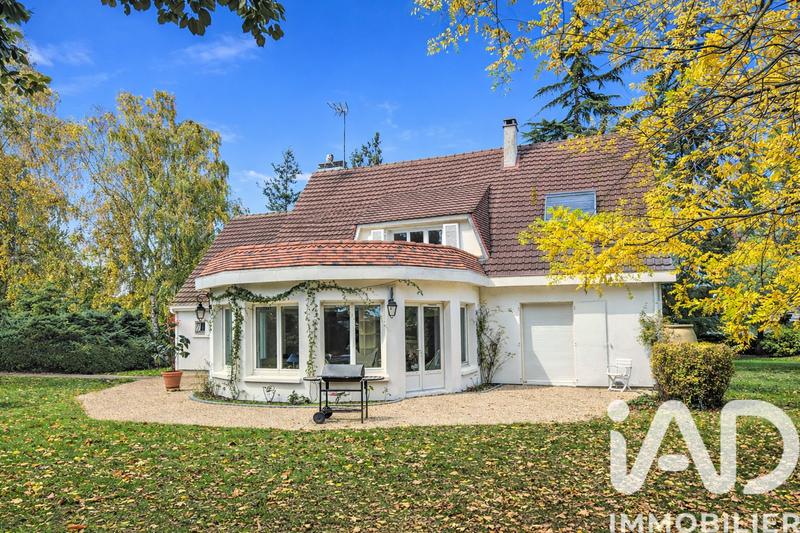 Maison - 200 m² - 7 pièces