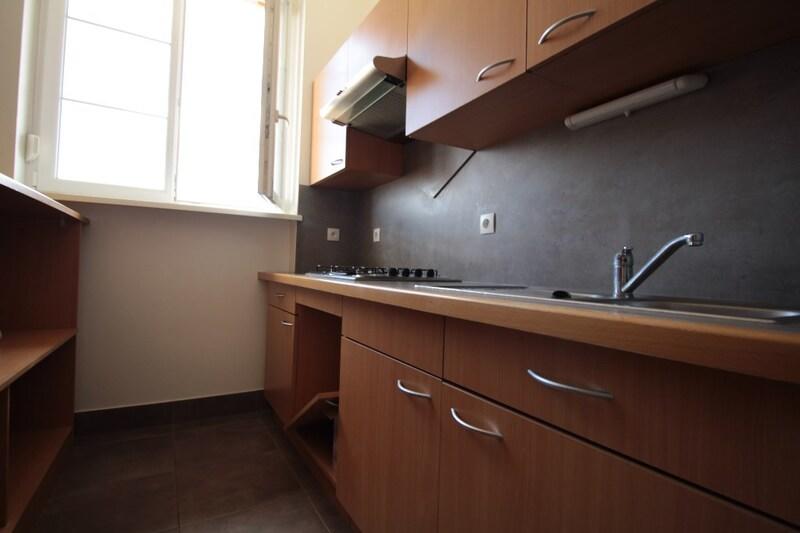 Appartement - 94 m² - 6 pièces