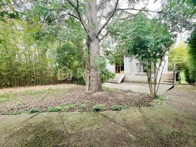 Maison - 145 m² - 7 pièces