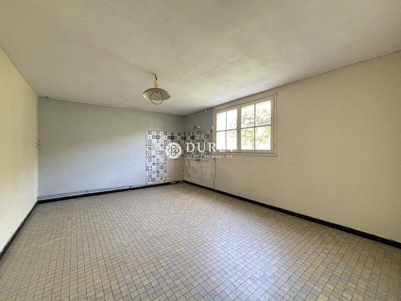 Maison - 140 m² - 4 pièces