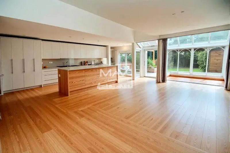 Duplex - 142 m² - 4 pièces