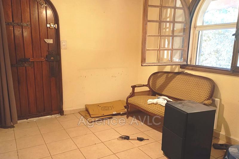 Maison - 202 m² - 5 pièces