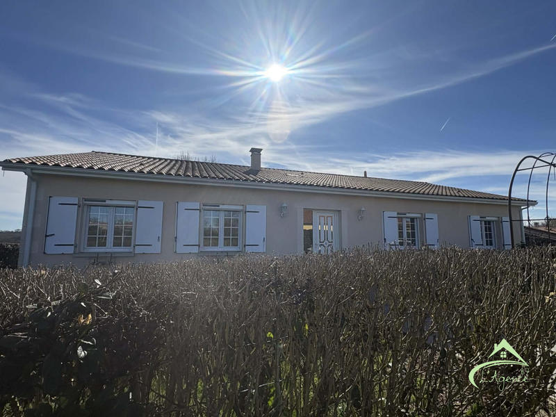 Maison - 137 m² - 7 pièces