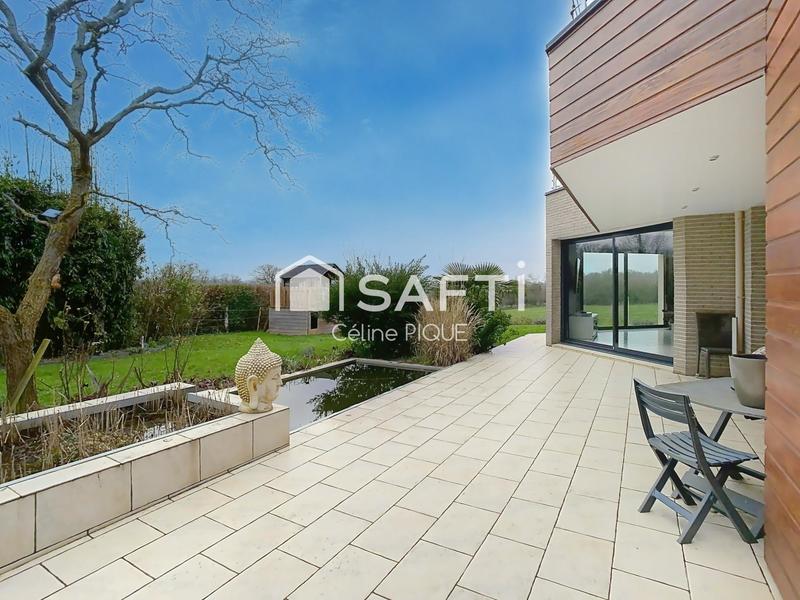 Maison - 210 m² - 7 pièces