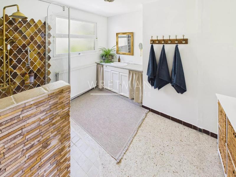 Villa - 177 m² - 7 pièces