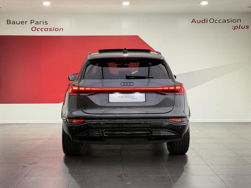 Audi q6 e-tron 306 ch 100 kWh performance s line