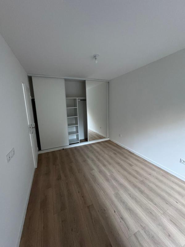 Appartement - 97 m² - 4 pièces
