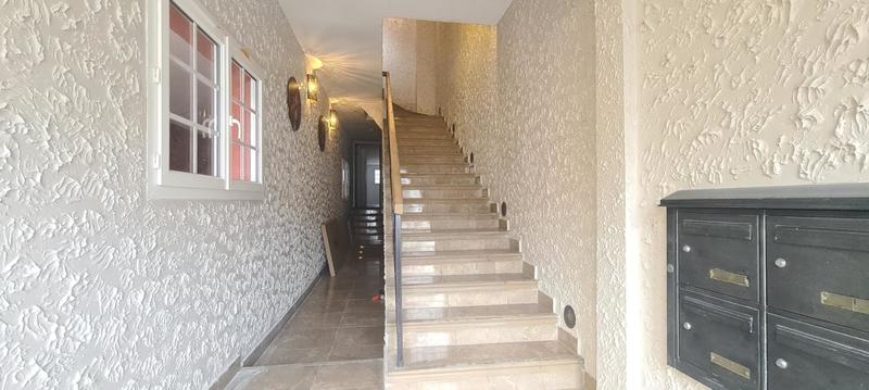 Immeuble - 215 m² - 11 pièces